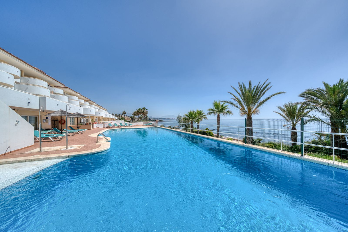 Appartement te koop in Estepona | 2 slaapkamers H5402794