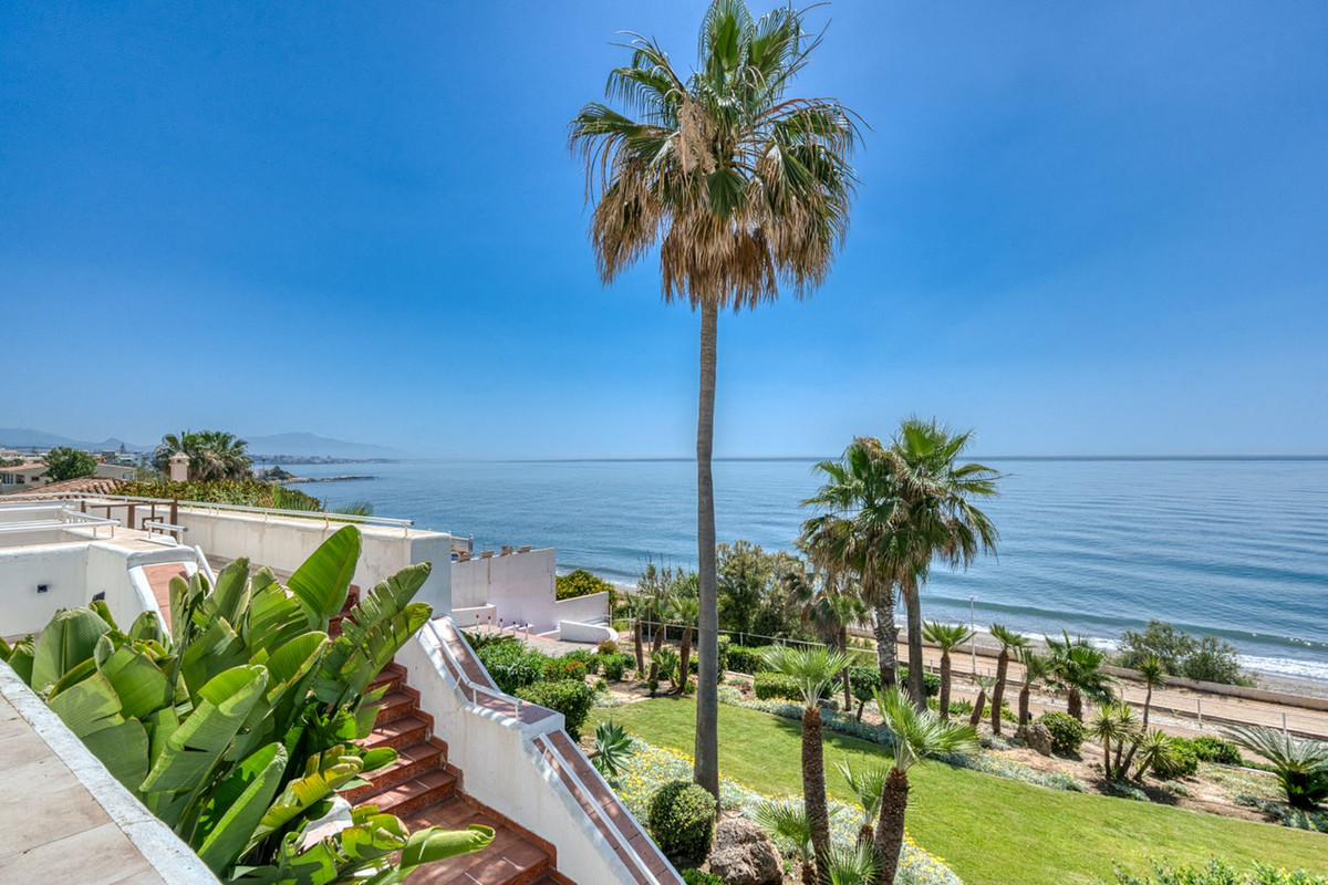Appartement te koop in Estepona | 2 slaapkamers H5402794
