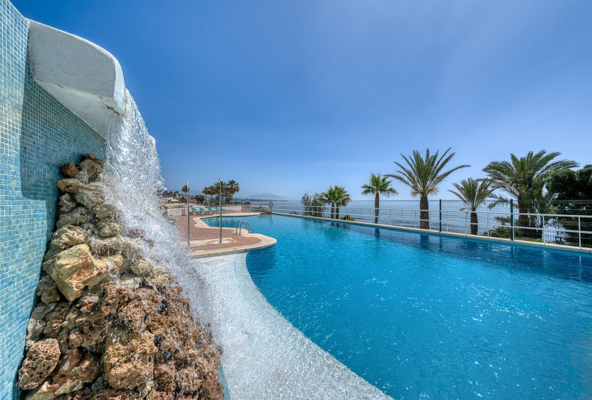 Appartement te koop in Estepona | 2 slaapkamers H5402794