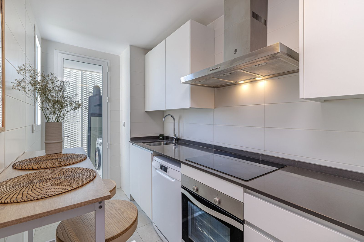 Huis te koop in Estepona | 2 slaapkamers H5402857