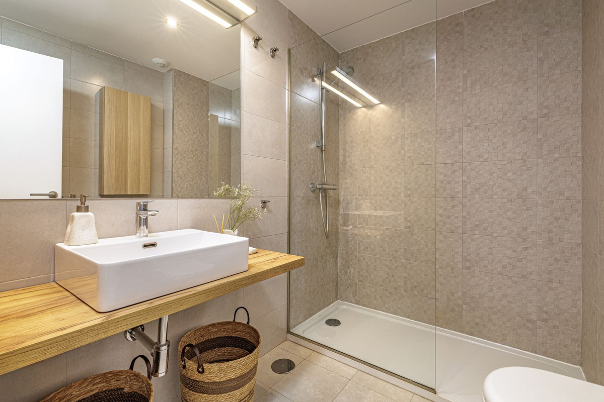 Huis te koop in Estepona | 2 slaapkamers H5402857
