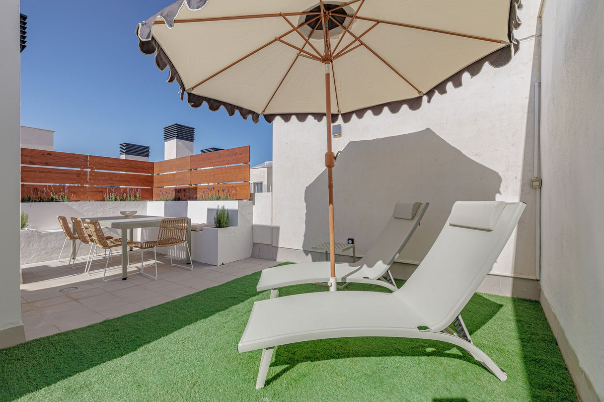 Huis te koop in Estepona | 2 slaapkamers H5402857