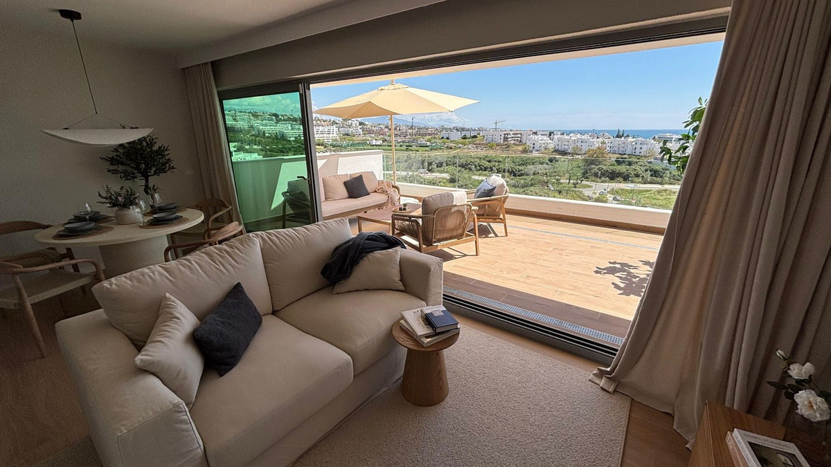 Huis te koop in Estepona | 2 slaapkamers H5406193