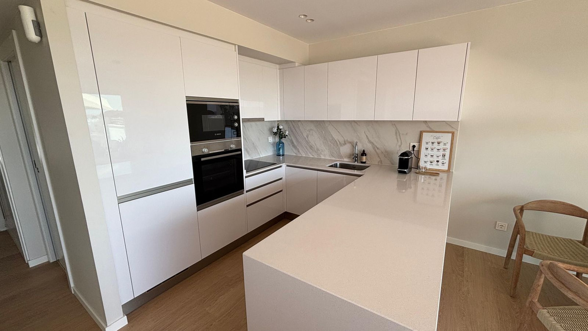 Huis te koop in Estepona | 2 slaapkamers H5406193