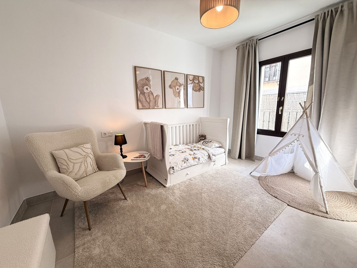 Appartement te koop in Estepona | 4 slaapkamers H5406334