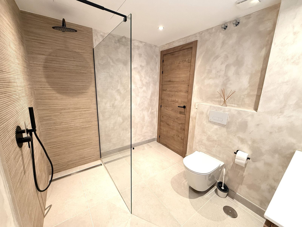 Appartement te koop in Estepona | 4 slaapkamers H5406334
