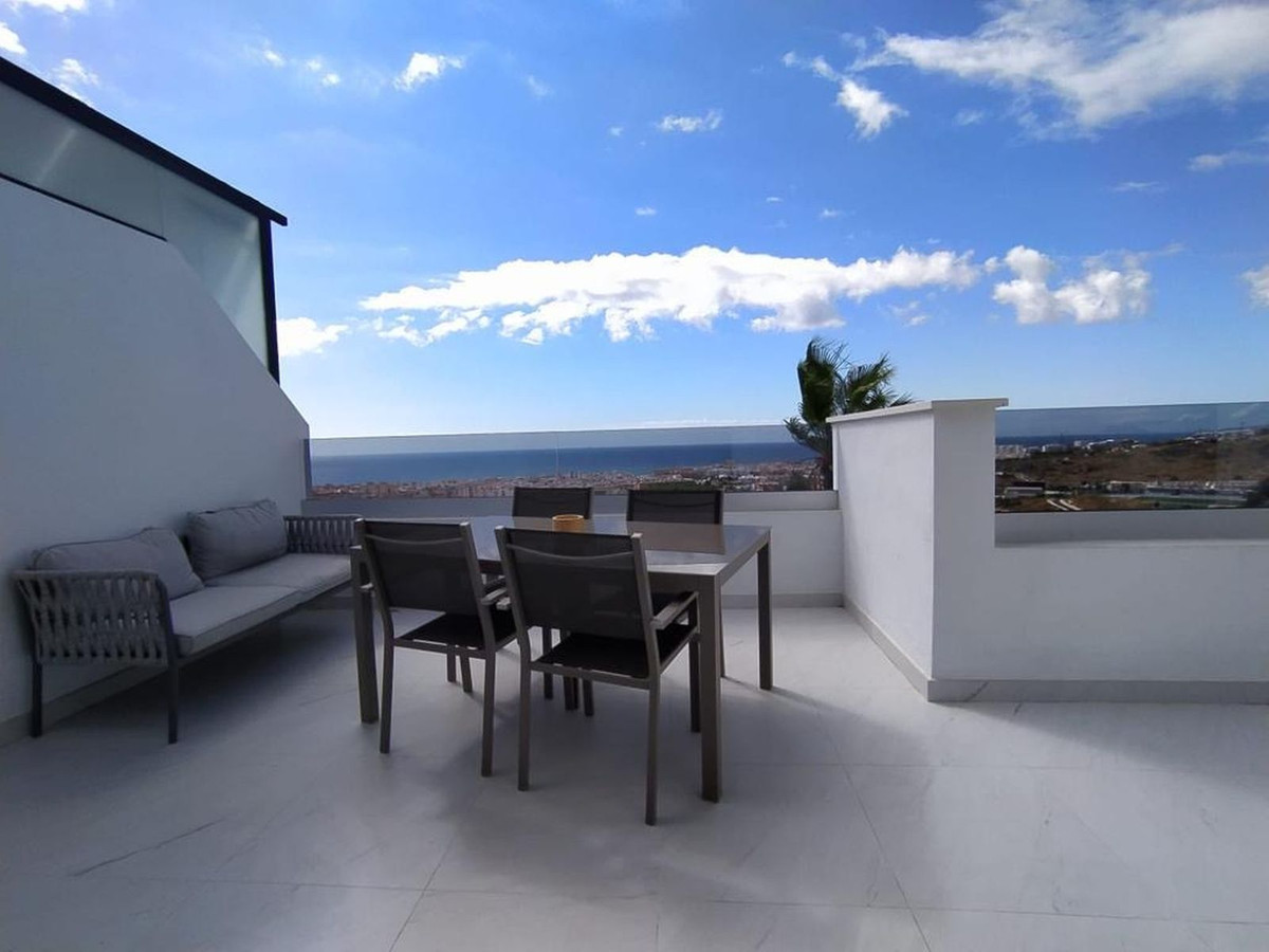 Penthouse te koop in Estepona | 2 slaapkamers H5406499