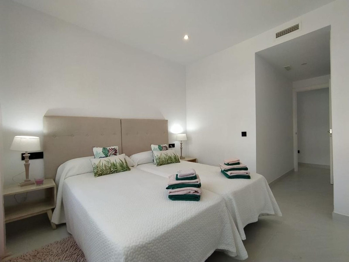 Penthouse te koop in Estepona | 2 slaapkamers H5406499