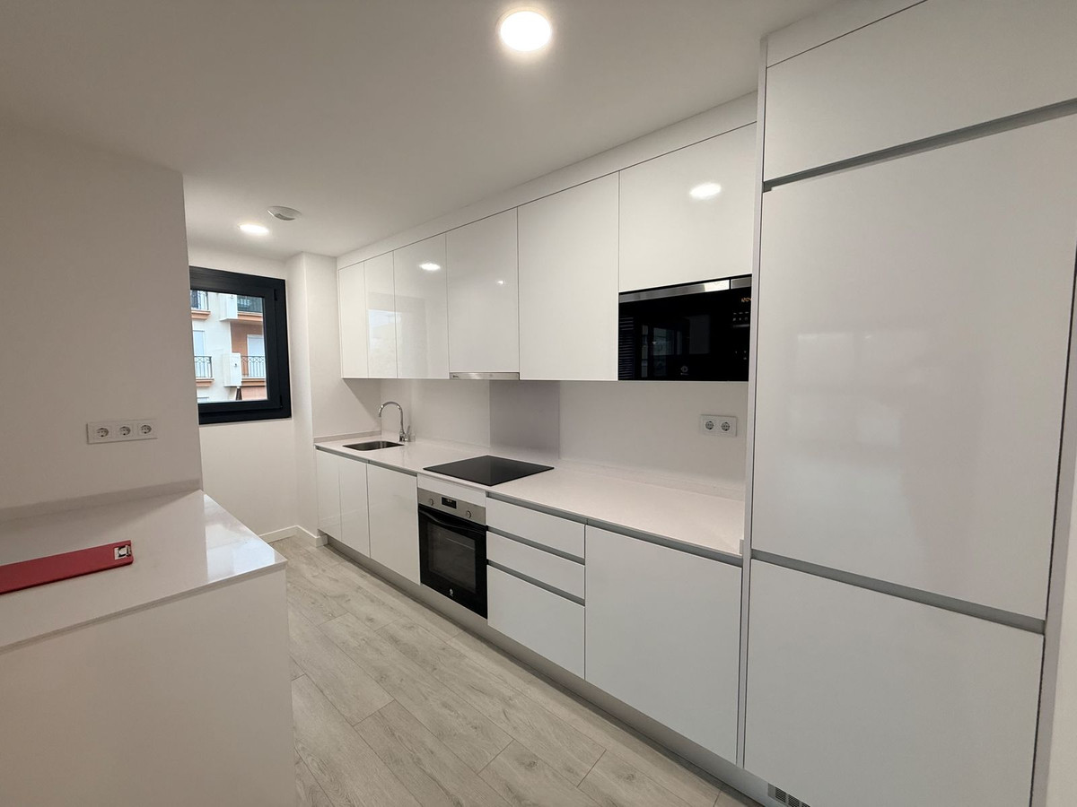 Penthouse te koop in Estepona | 3 slaapkamers H5406538