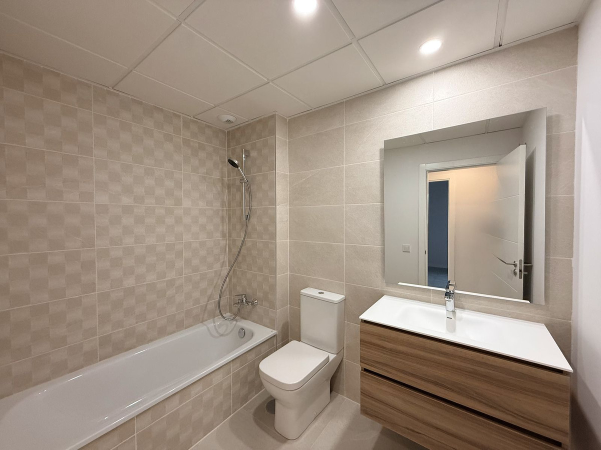 Penthouse te koop in Estepona | 3 slaapkamers H5406538