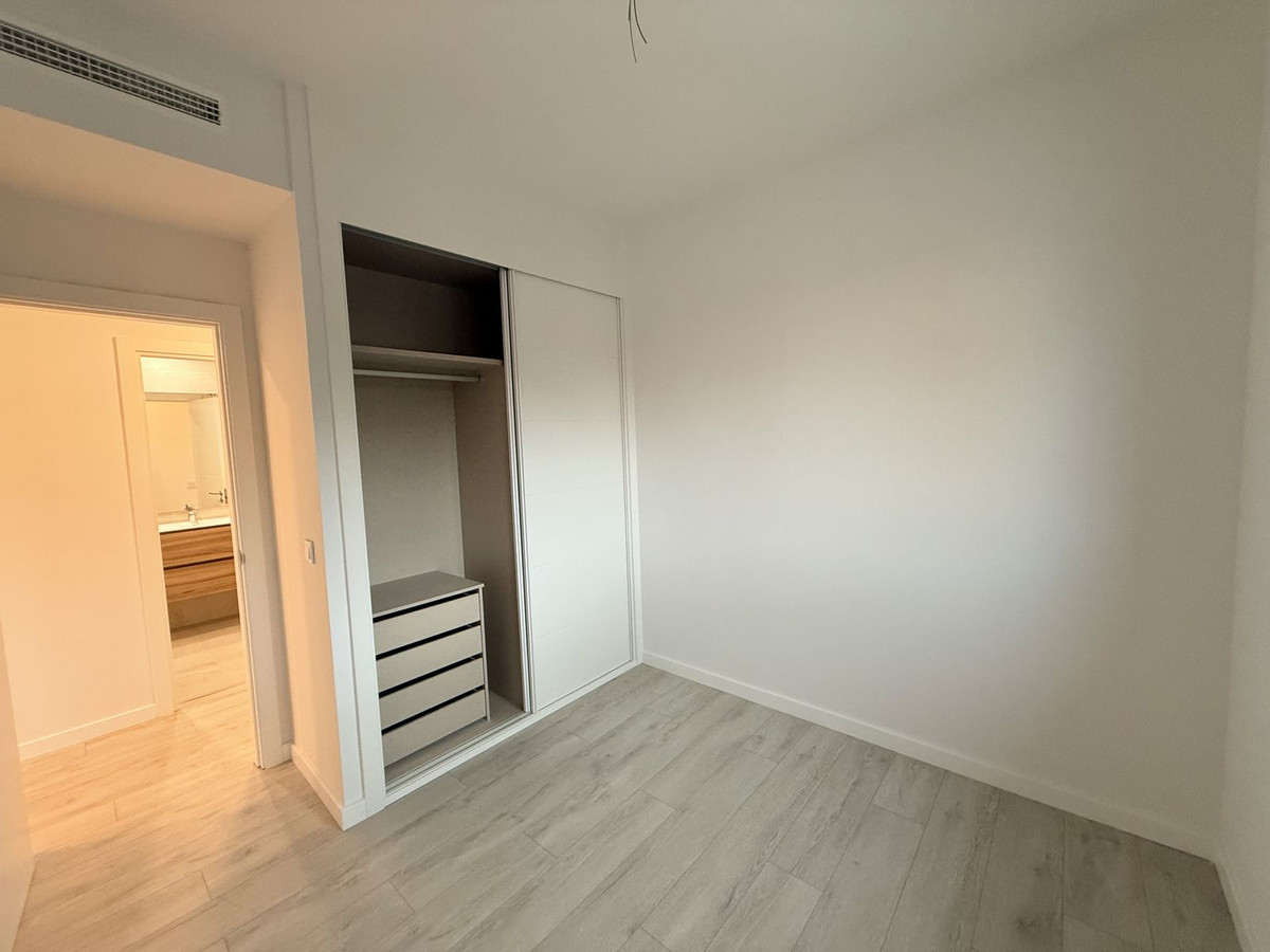 Penthouse te koop in Estepona | 3 slaapkamers H5406538