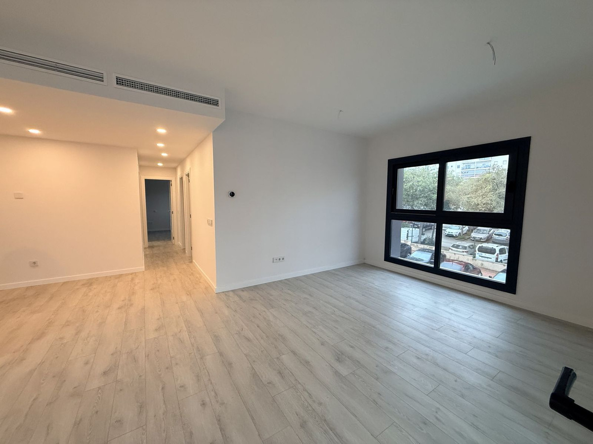 Penthouse te koop in Estepona | 3 slaapkamers H5406538