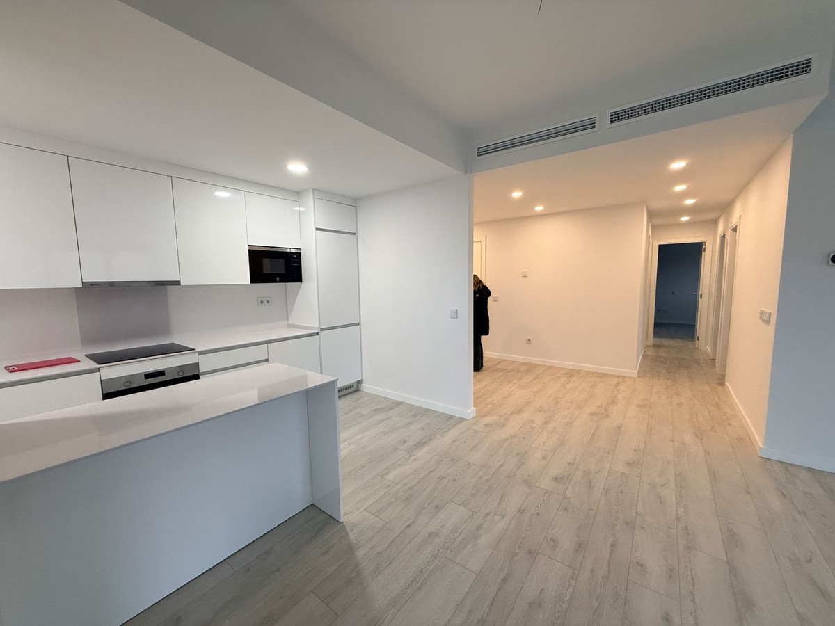 Penthouse te koop in Estepona | 3 slaapkamers H5406538