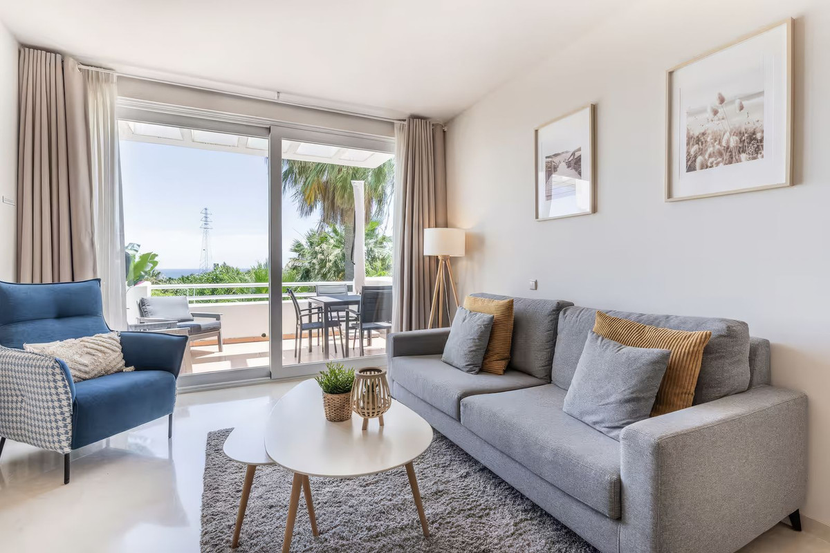 Appartement te koop in Estepona | 2 slaapkamers H5407120