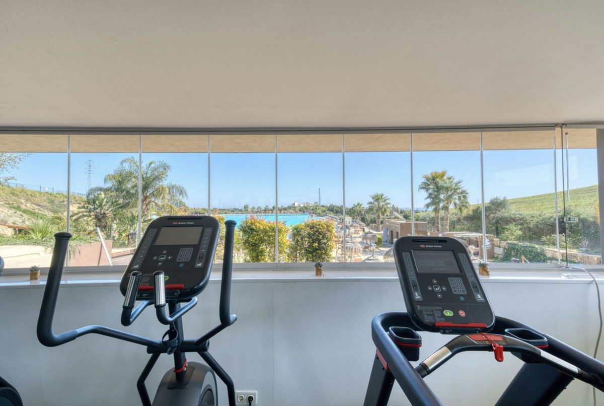 Appartement te koop in Estepona | 2 slaapkamers H5407120
