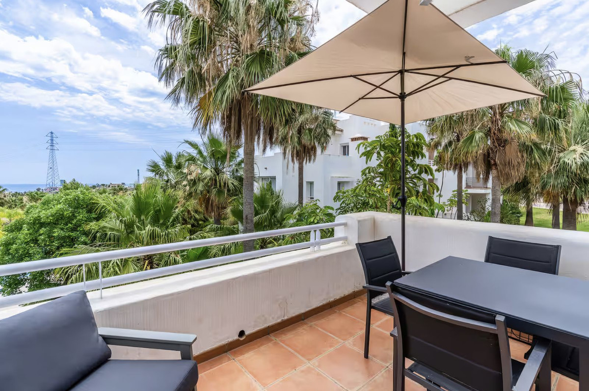 Appartement te koop in Estepona | 2 slaapkamers H5407120
