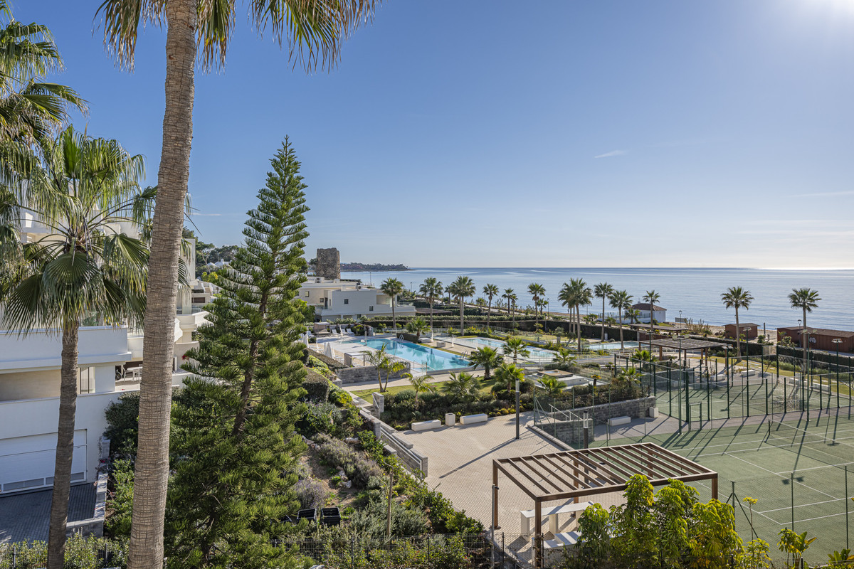 Appartement te koop in Estepona | 3 slaapkamers H5407471