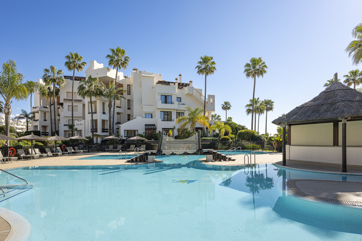 Appartement te koop in Estepona | 3 slaapkamers H5407471