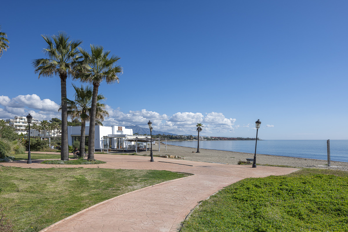 Appartement te koop in Estepona | 3 slaapkamers H5407471