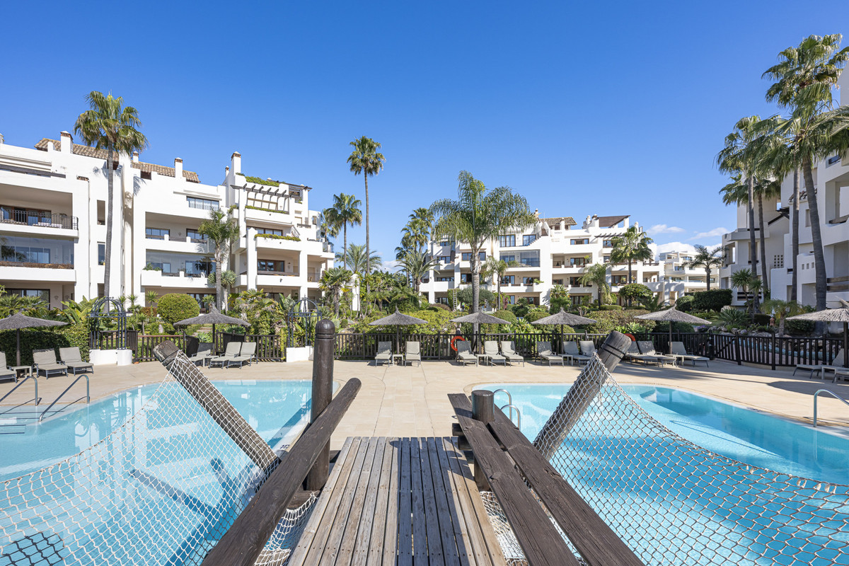Appartement te koop in Estepona | 3 slaapkamers H5407471