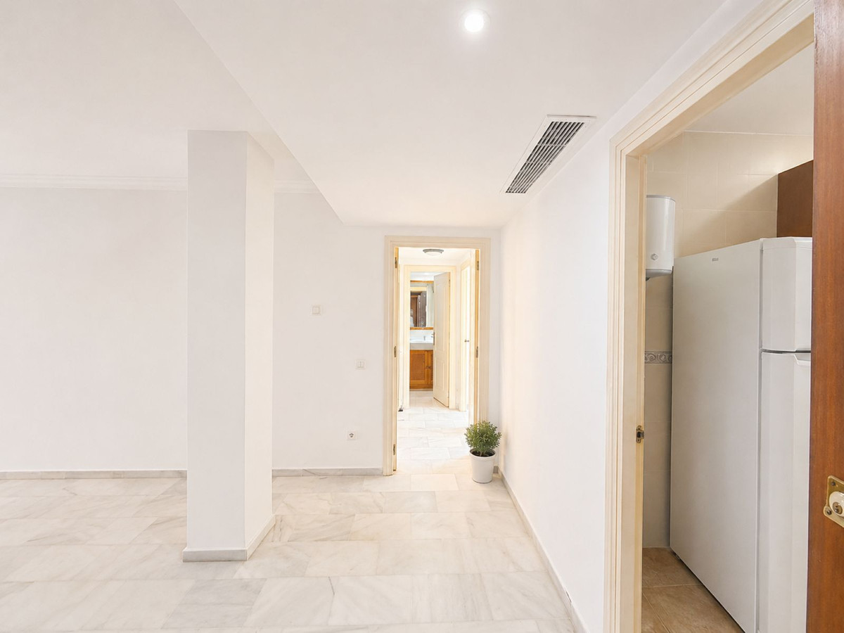 Appartement te koop in Estepona | 3 slaapkamers H5408278