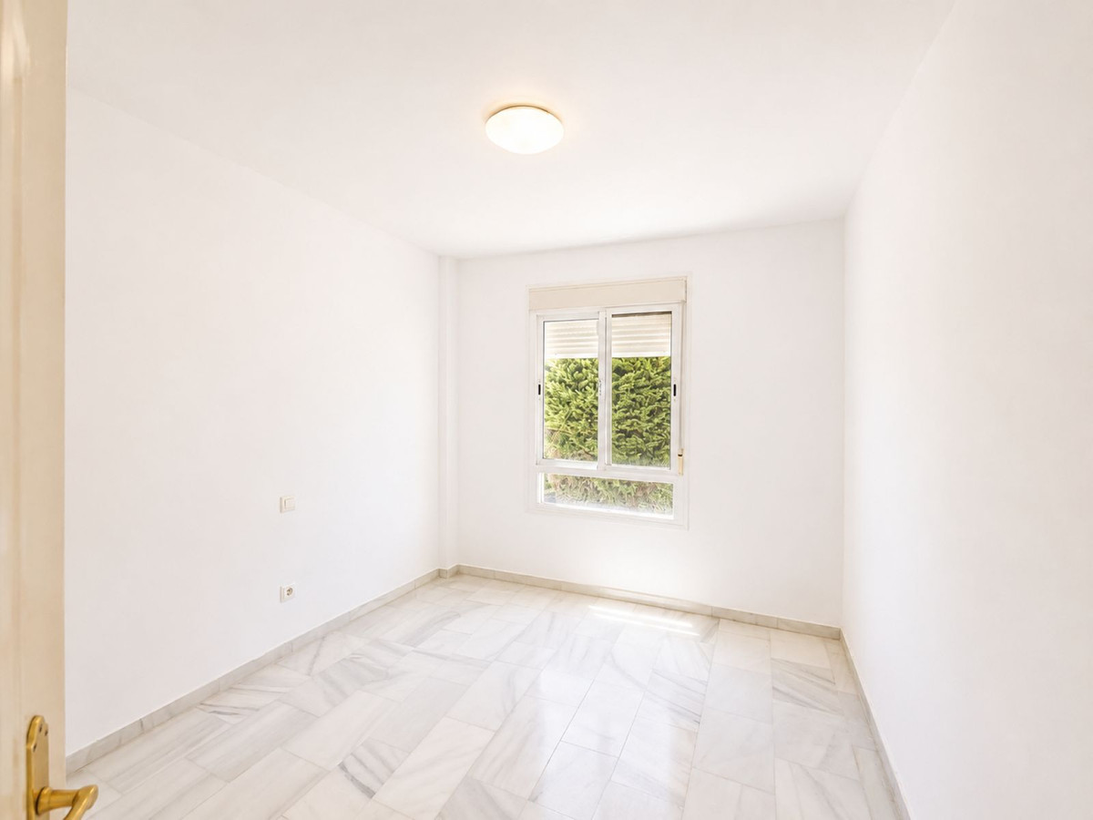 Appartement te koop in Estepona | 3 slaapkamers H5408278