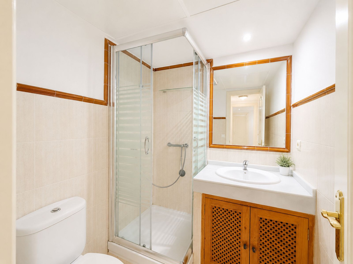 Appartement te koop in Estepona | 3 slaapkamers H5408278
