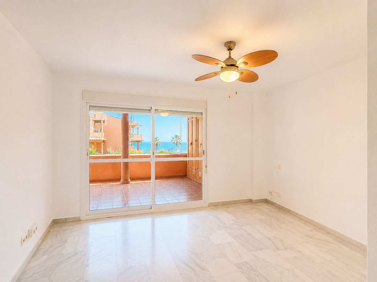 Appartement te koop in Estepona | 3 slaapkamers H5408278