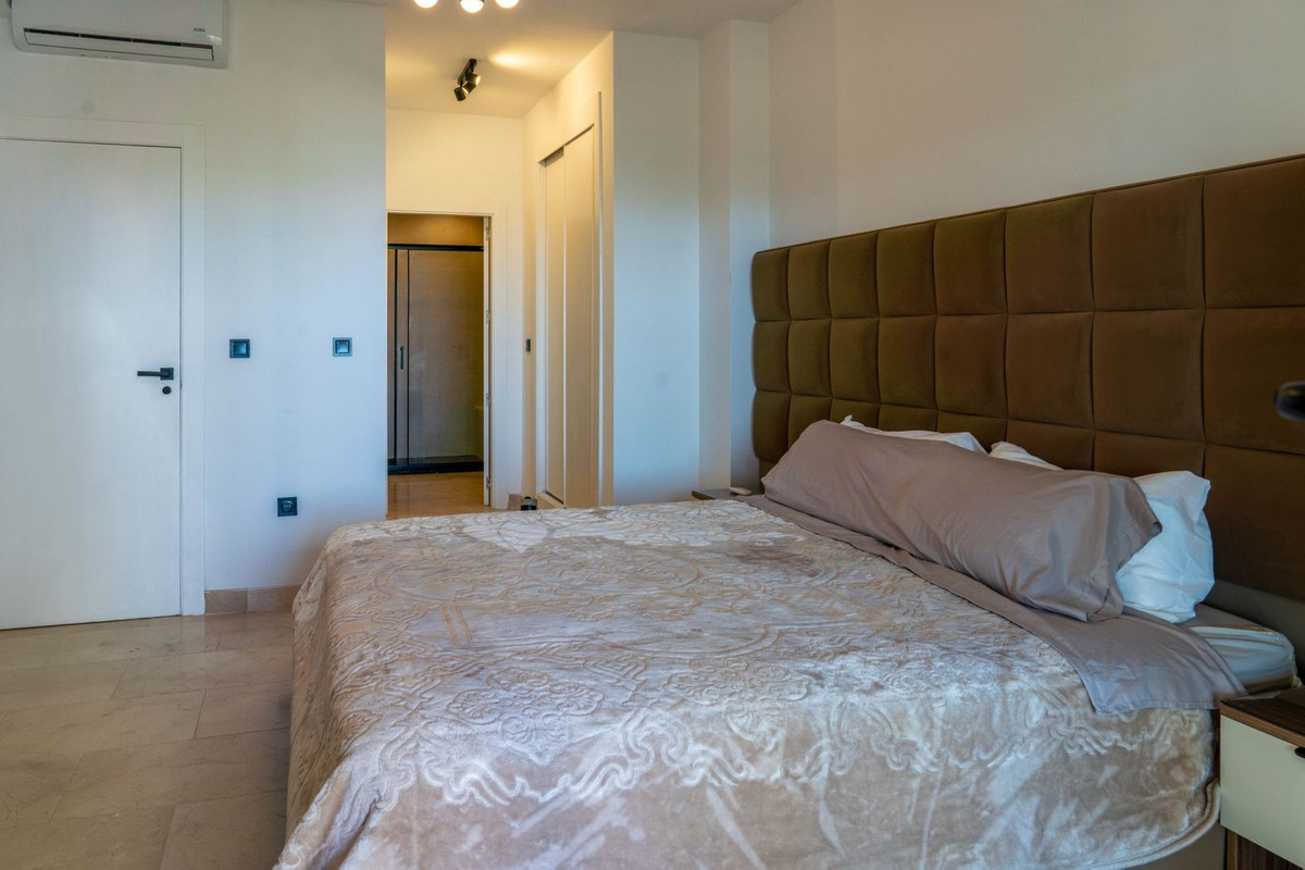 Huis te koop in Estepona | 3 slaapkamers H5409028