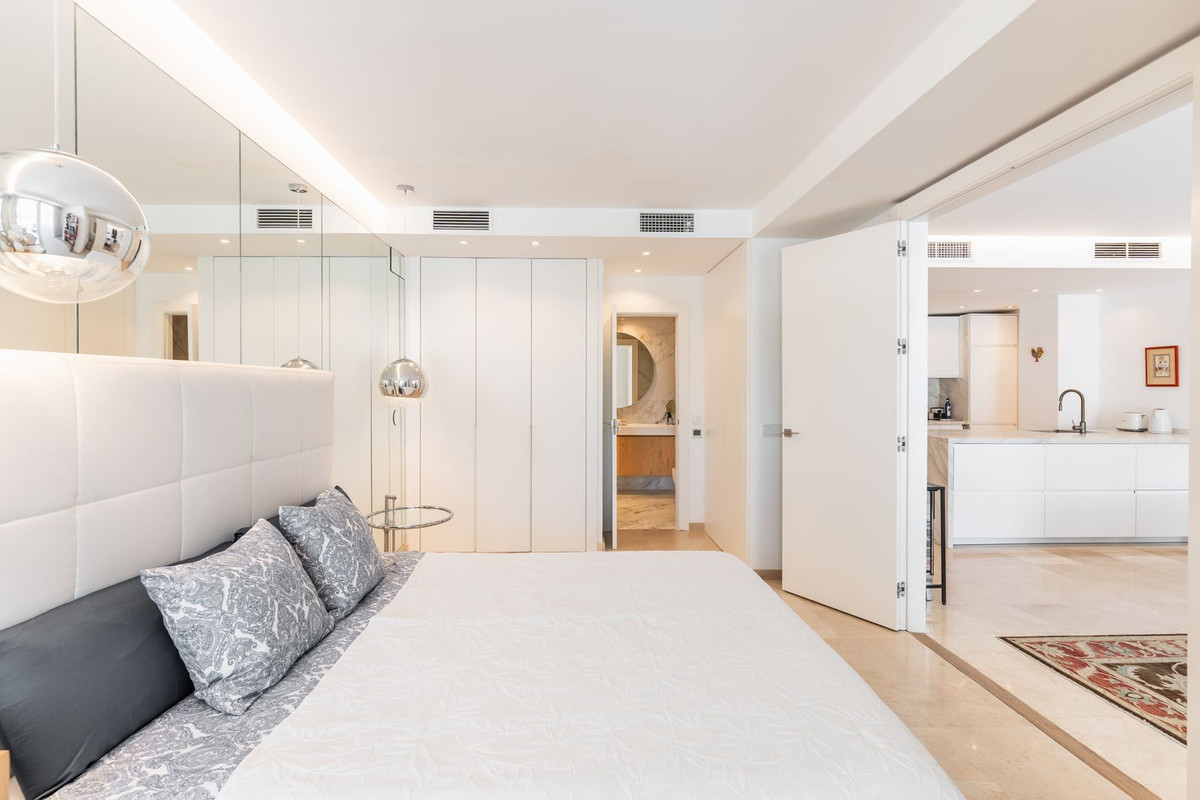 Huis te koop in Estepona | 2 slaapkamers H5410204
