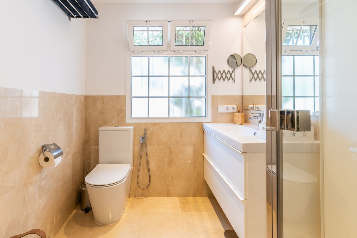 Huis te koop in Estepona | 2 slaapkamers H5410204