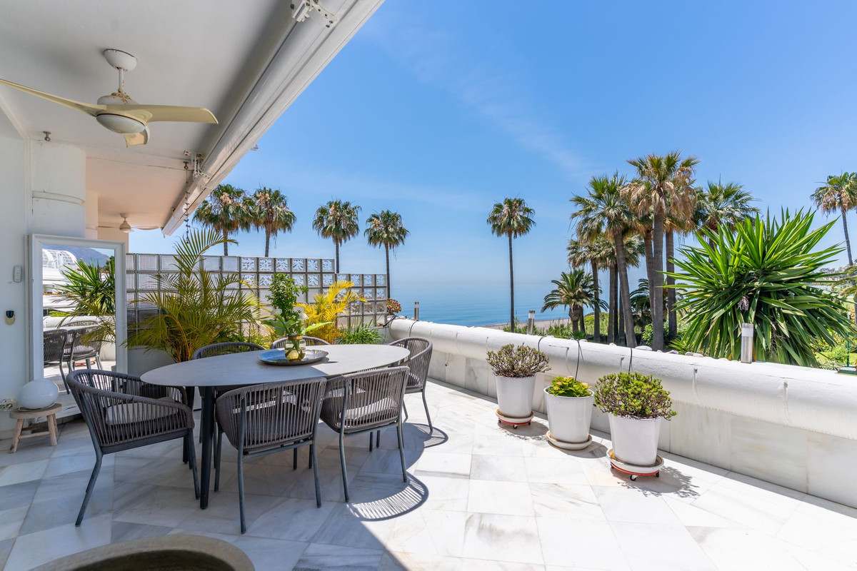 Huis te koop in Estepona | 2 slaapkamers H5410204