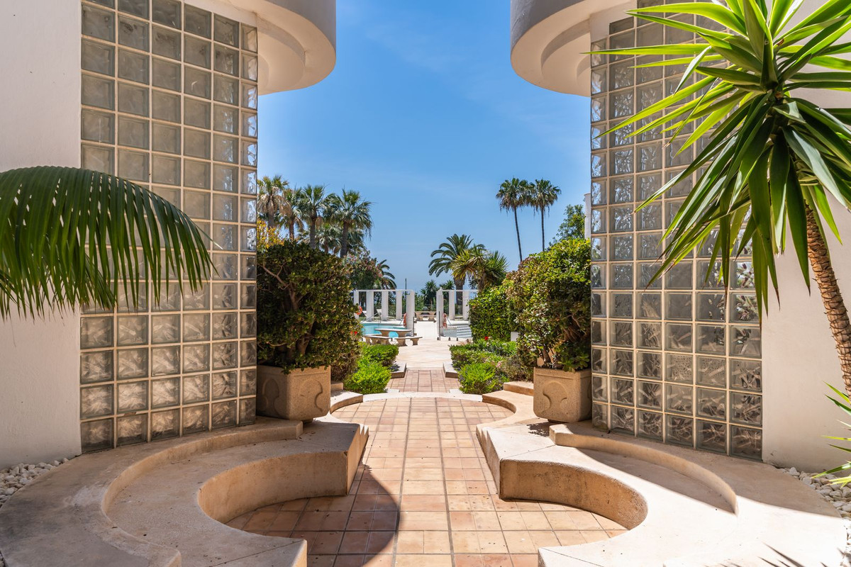 Huis te koop in Estepona | 2 slaapkamers H5410204