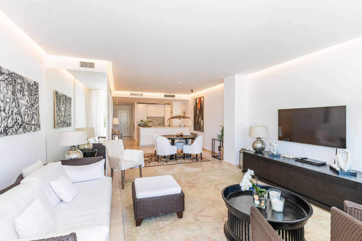 Huis te koop in Estepona | 2 slaapkamers H5410204