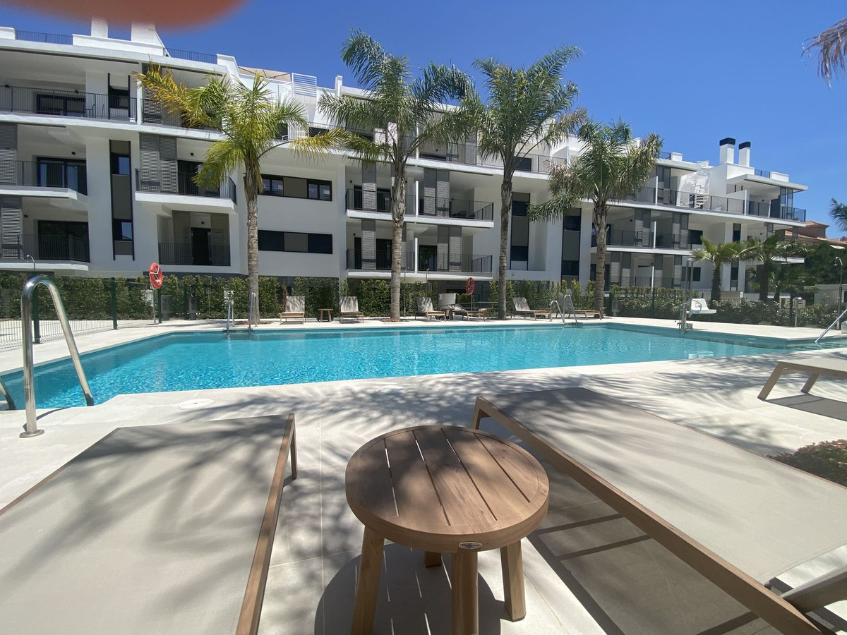 Appartement te koop in Estepona | 3 slaapkamers H5410222