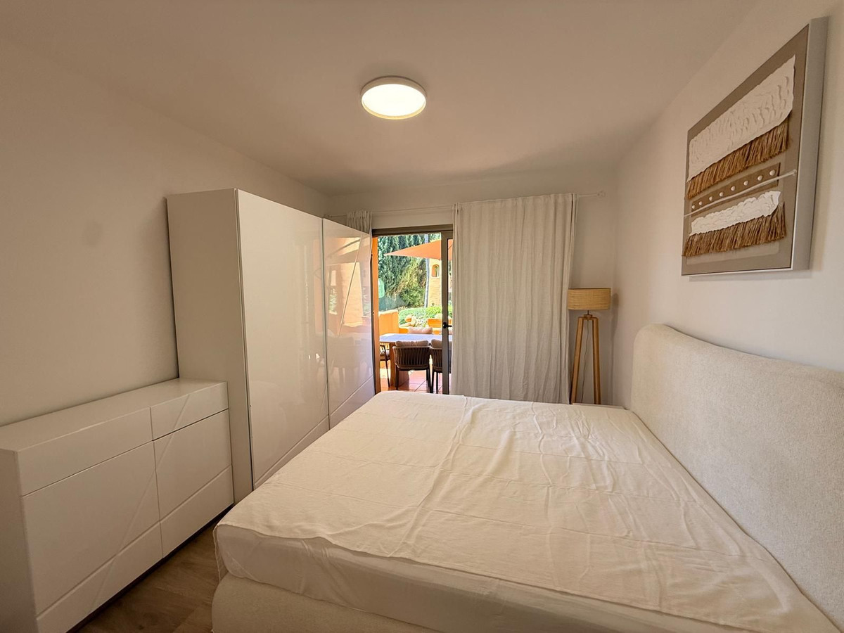 Appartement te koop in Estepona | 2 slaapkamers H5410312