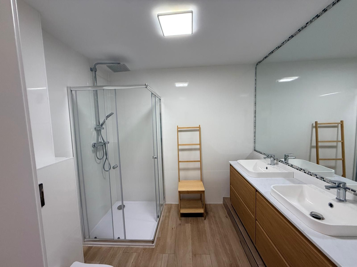 Appartement te koop in Estepona | 2 slaapkamers H5410312