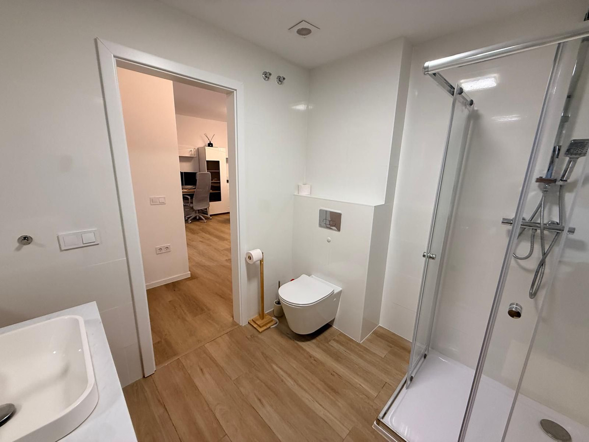 Appartement te koop in Estepona | 2 slaapkamers H5410312