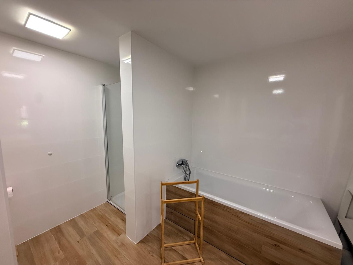 Appartement te koop in Estepona | 2 slaapkamers H5410312