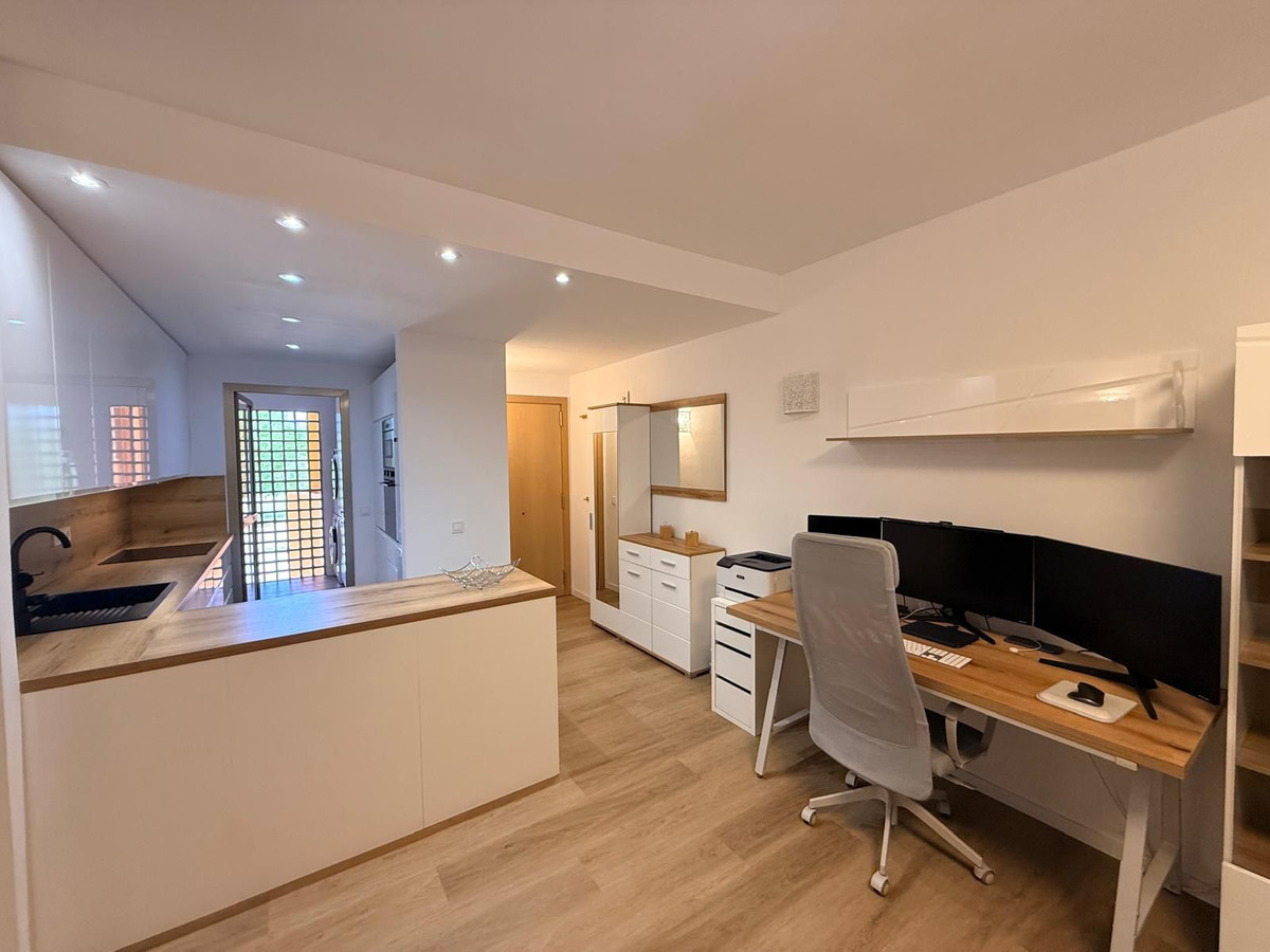 Appartement te koop in Estepona | 2 slaapkamers H5410312