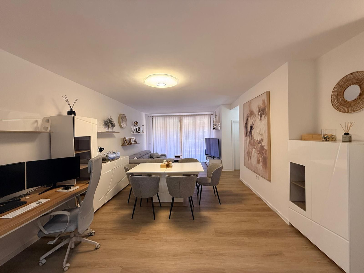 Appartement te koop in Estepona | 2 slaapkamers H5410312