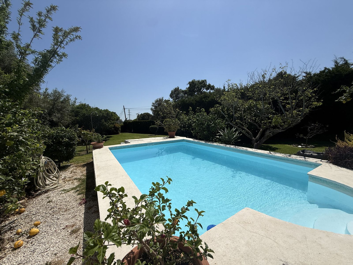 Penthouse te koop in Estepona | 2 slaapkamers H5410363