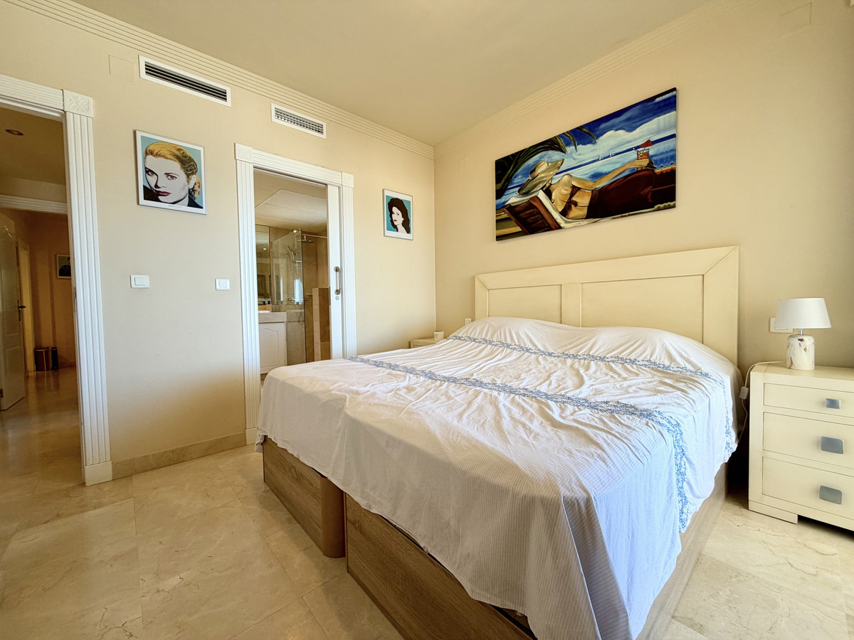 Appartement te koop in Estepona | 2 slaapkamers H5411935