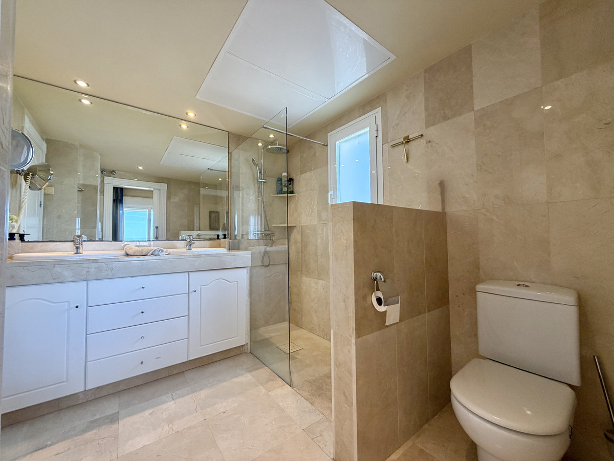 Appartement te koop in Estepona | 2 slaapkamers H5411935