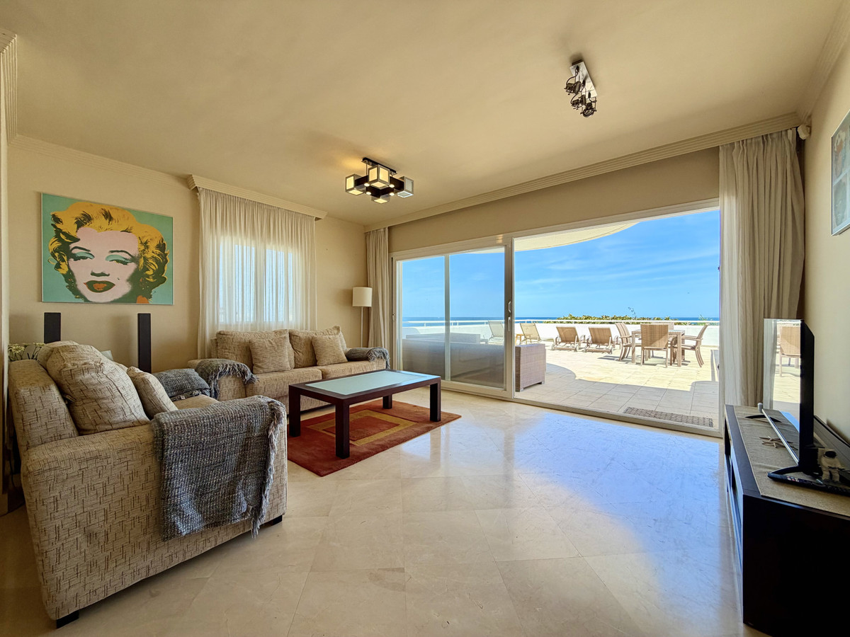 Appartement te koop in Estepona | 2 slaapkamers H5411935