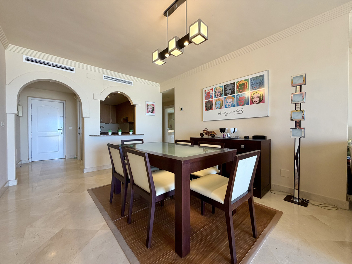Appartement te koop in Estepona | 2 slaapkamers H5411935