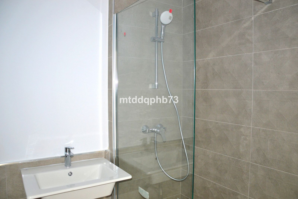 Appartement te koop in Estepona | 2 slaapkamers H5412391
