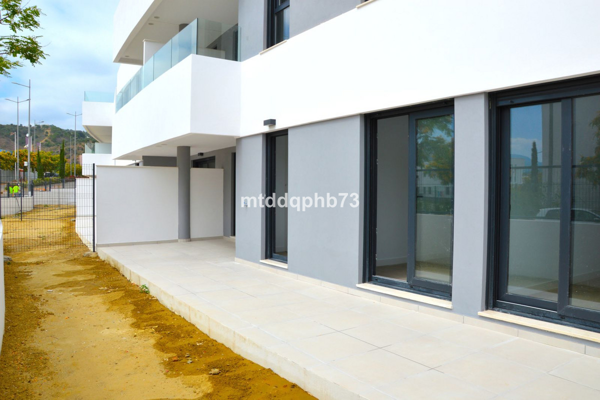 Appartement te koop in Estepona | 2 slaapkamers H5412391