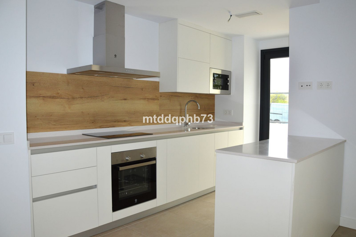 Appartement te koop in Estepona | 2 slaapkamers H5412391