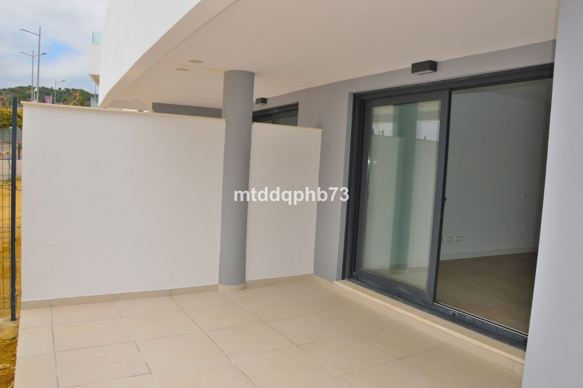 Appartement te koop in Estepona | 2 slaapkamers H5412391